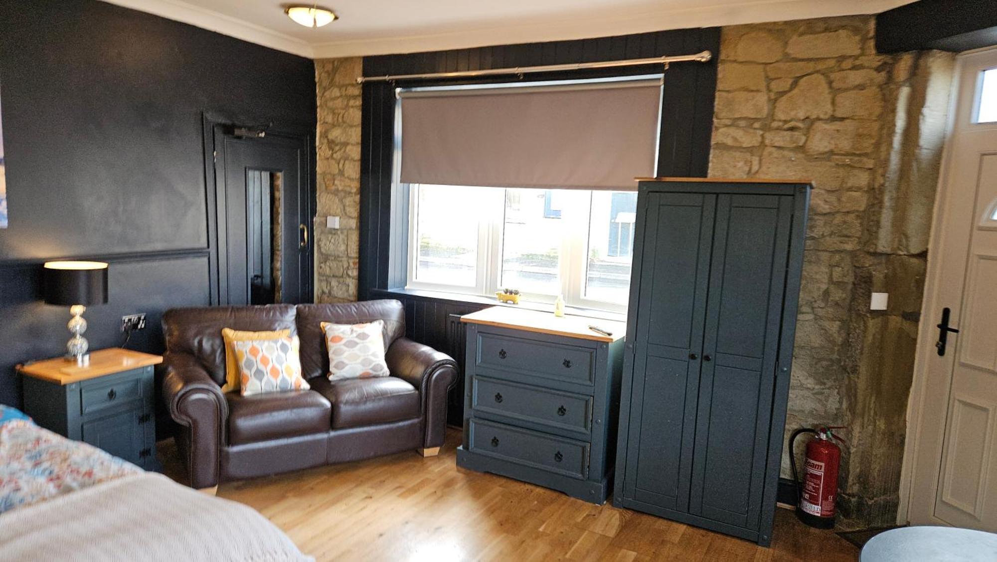 Amble Harbour Retreats Hotel ภายนอก รูปภาพ