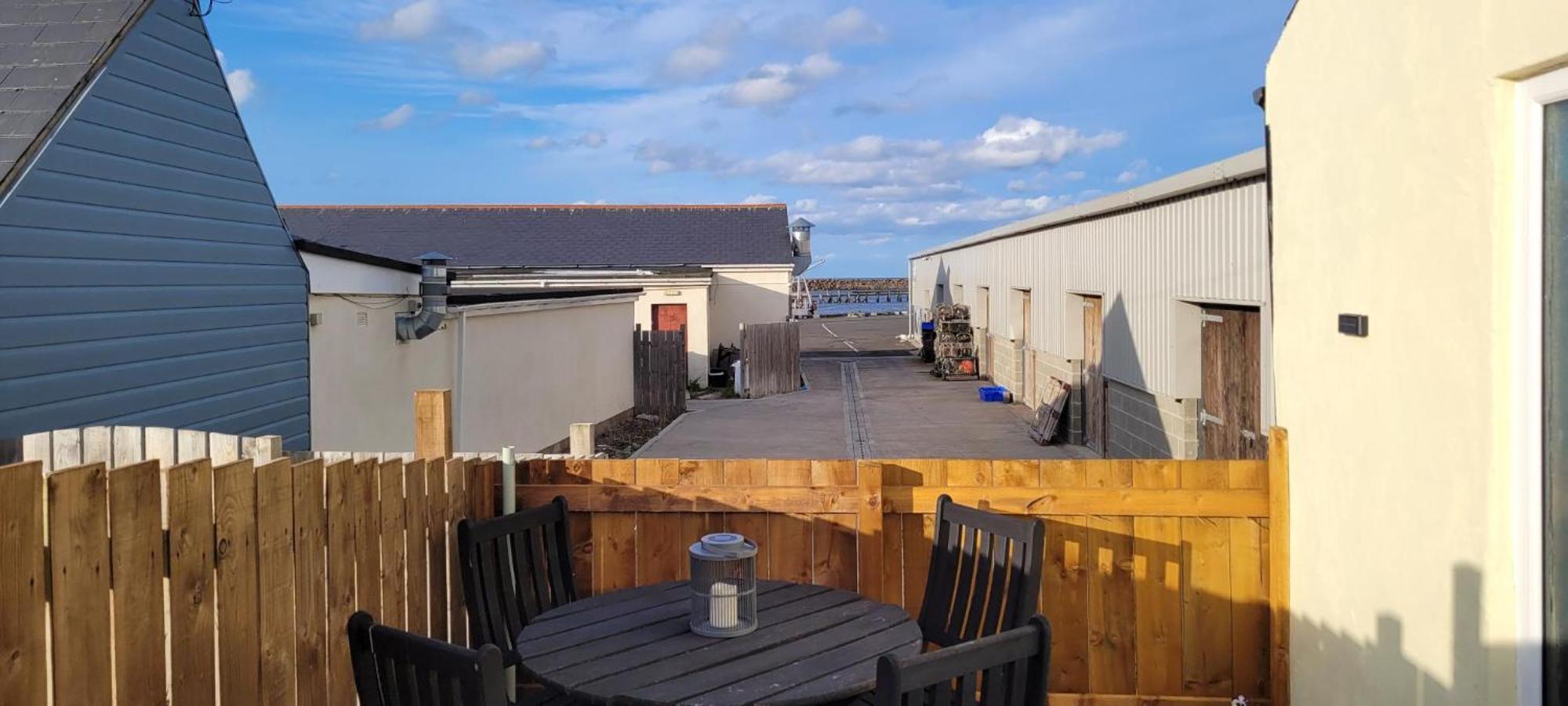 Amble Harbour Retreats Hotel ภายนอก รูปภาพ