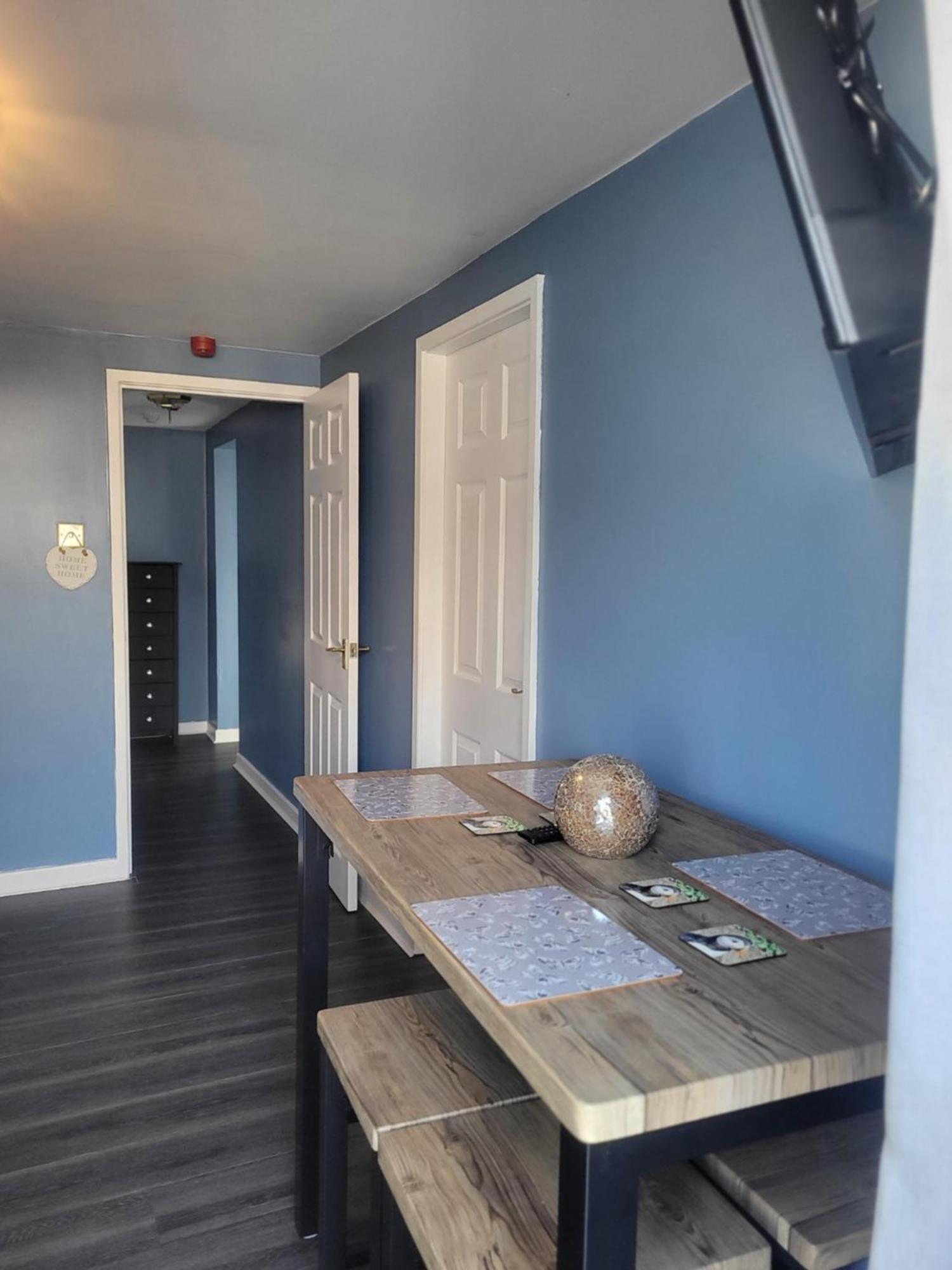 Amble Harbour Retreats Hotel ภายนอก รูปภาพ