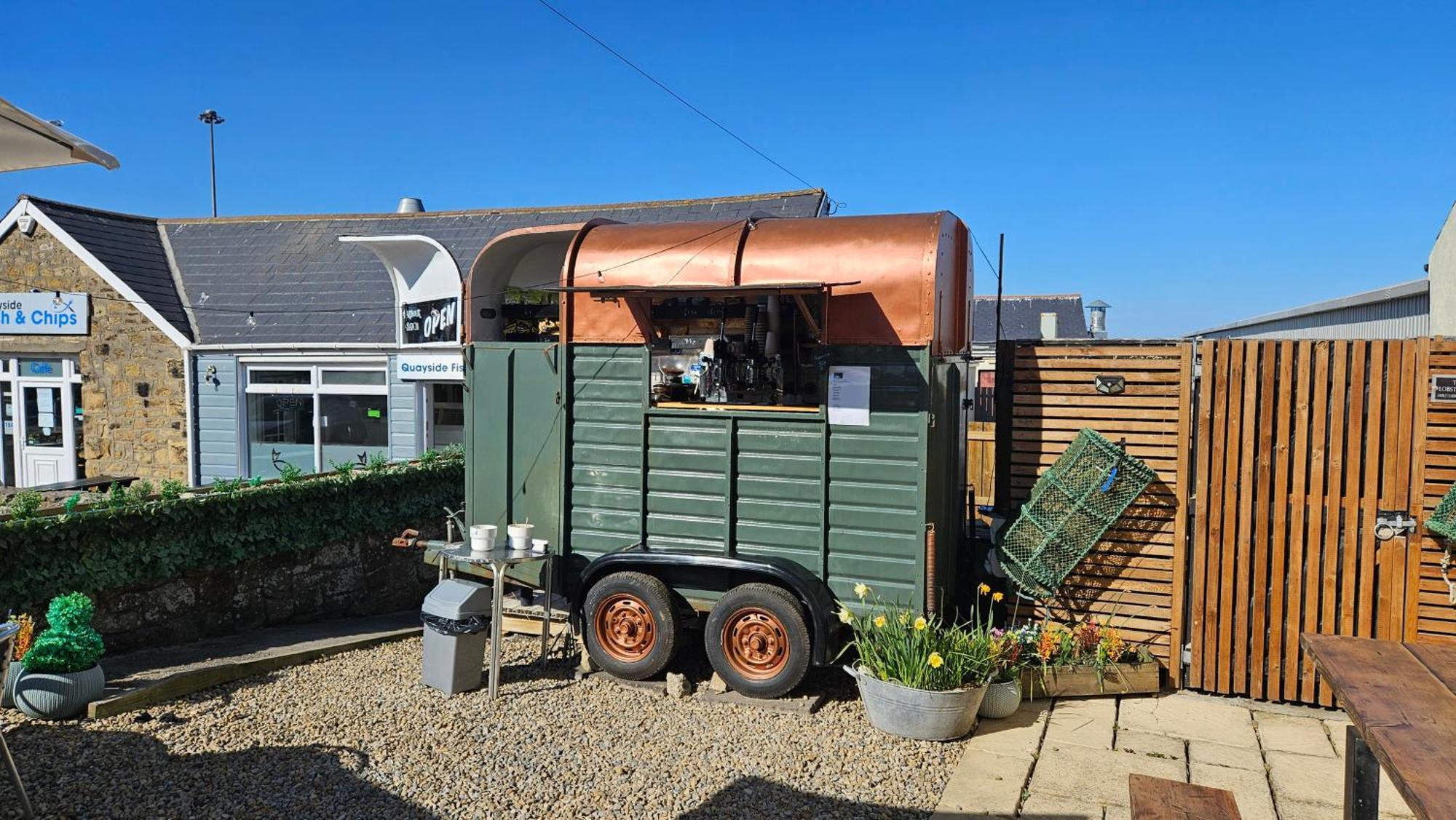Amble Harbour Retreats Hotel ภายนอก รูปภาพ